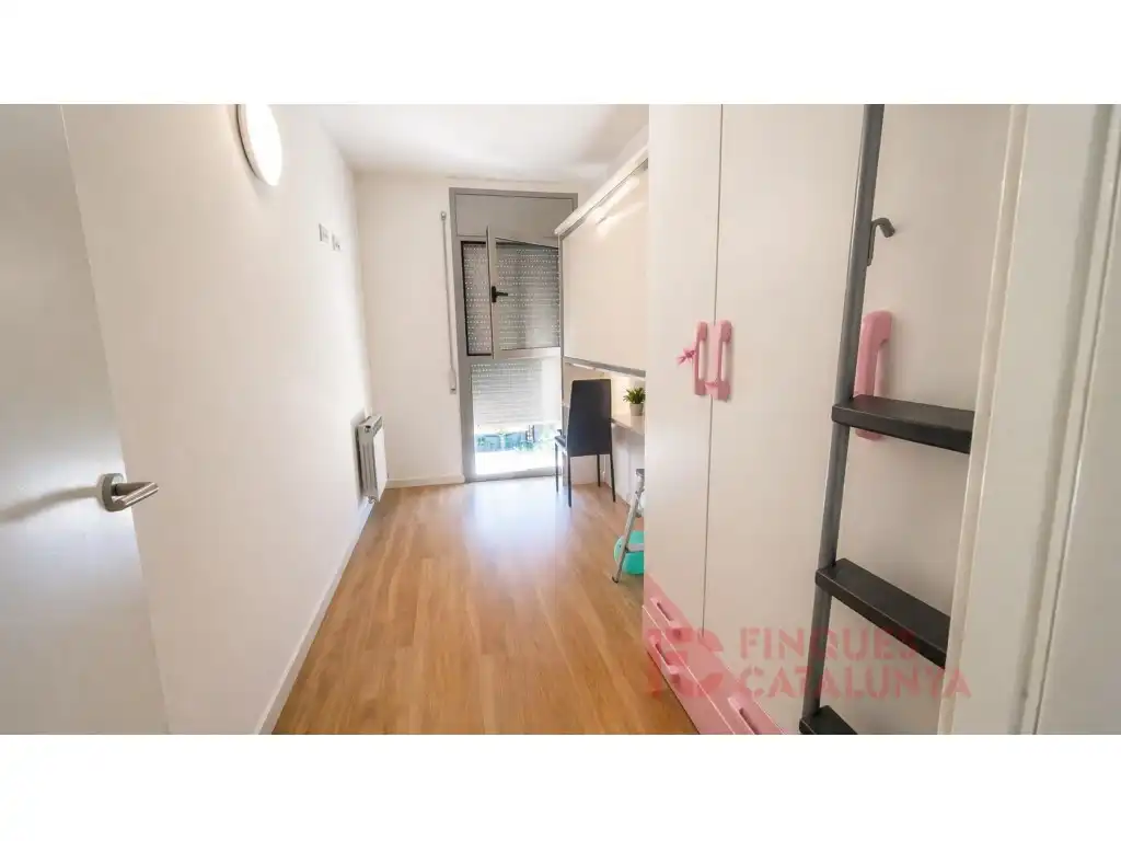Flat for sale in Girona  with Balcony