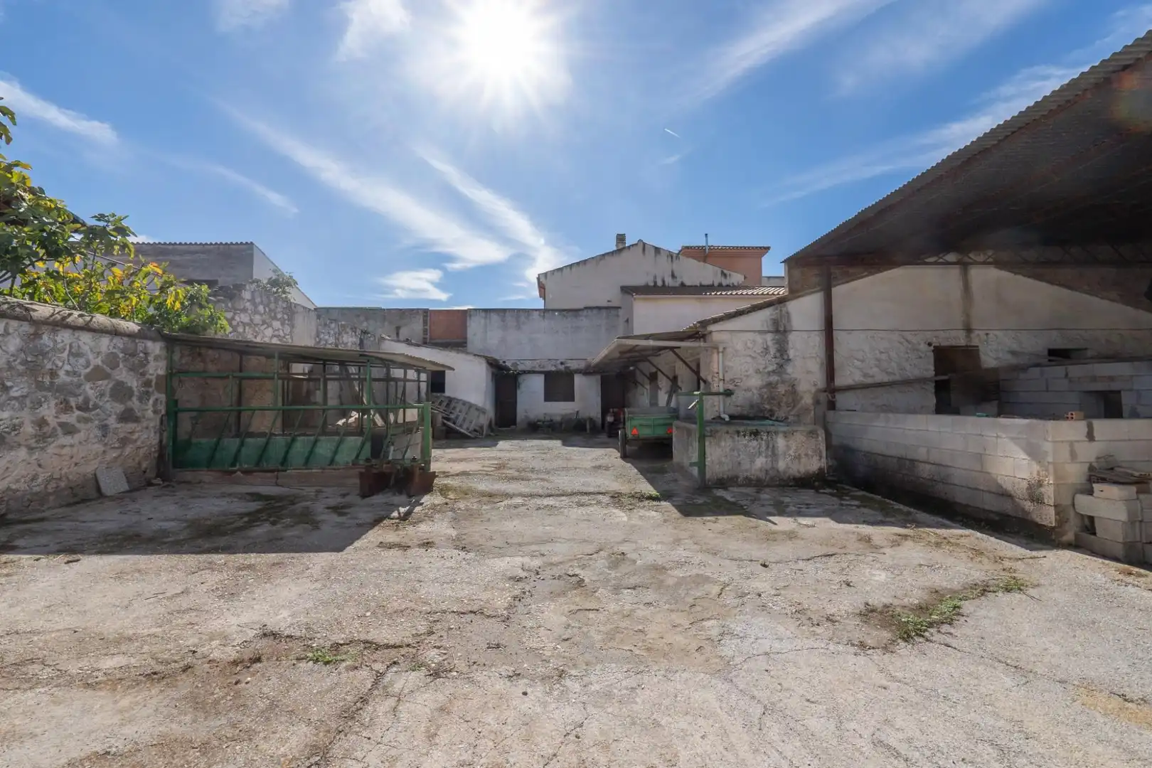 Vista exterior de Casa o chalet en venta en Albolote con Terraza y Balcón