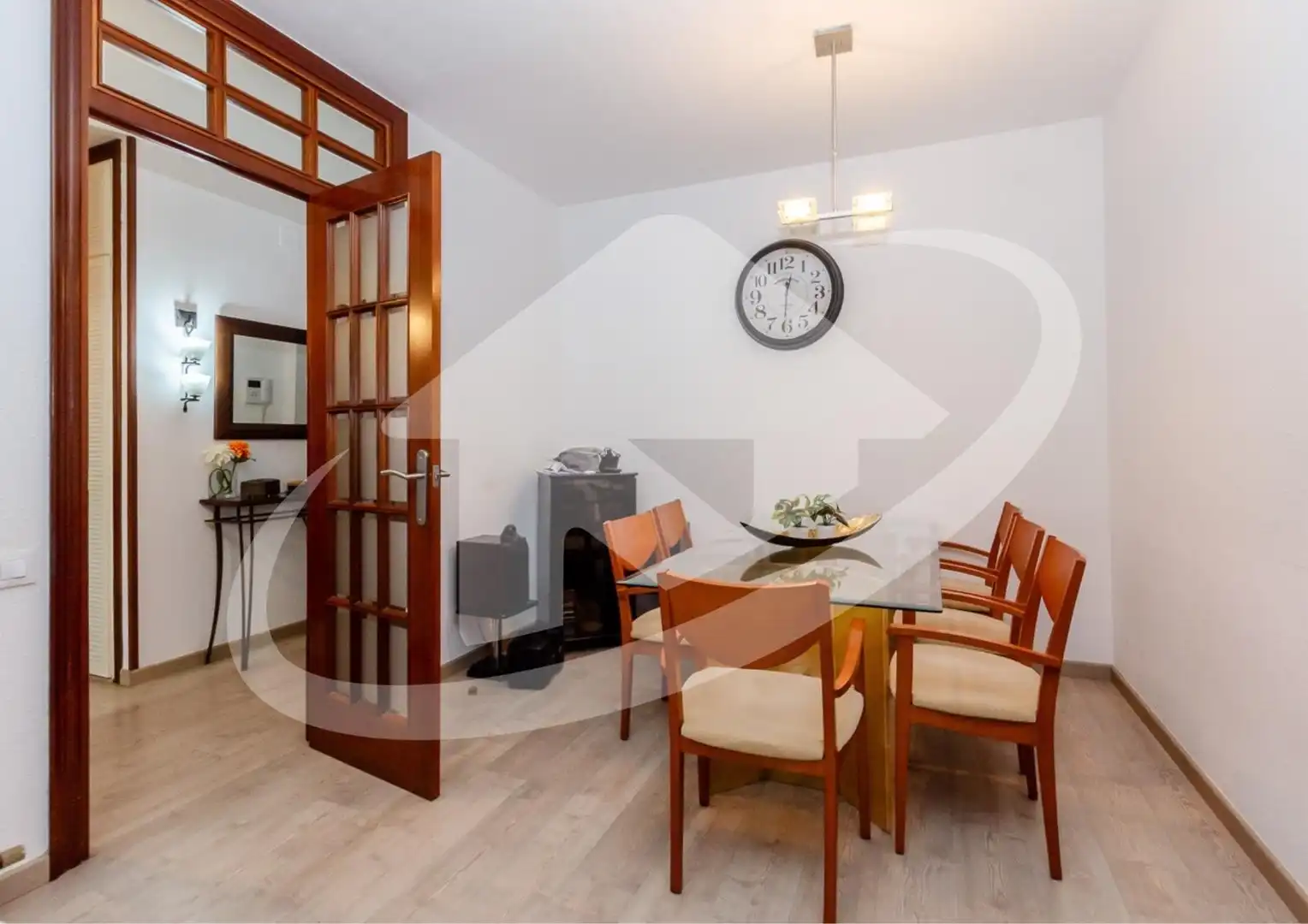 Piso con terraza en venta en Carrer dels Comtes de Bell-lloc, imagen 5