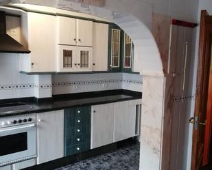 Kitchen of Flat for sale in Salamanca Capital  with Heating