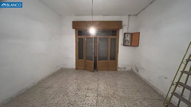 Local comercial en Venta en La Torrassa