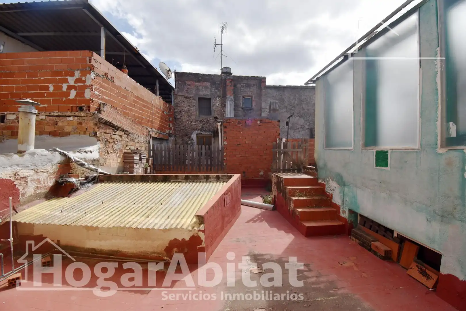 Terrassa de Casa o xalet en venda en Onda amb Terrassa, Traster i Balcó