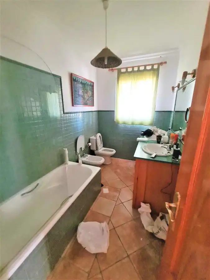 Bany de Finca rústica en venda en San Martín del Tesorillo amb Piscina
