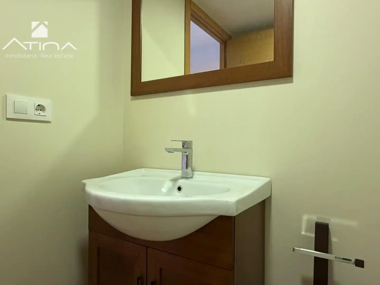 Baño de Piso en venta en Gandia con Aire acondicionado, Calefacción y Terraza