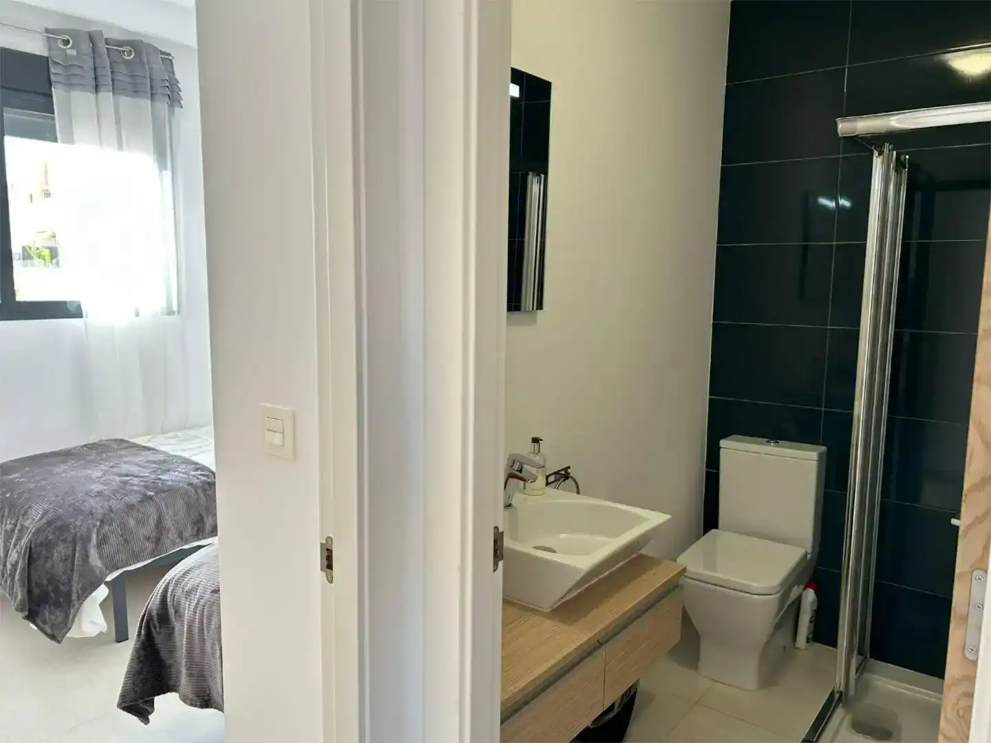 Badezimmer von Wohnung zum Verkauf in Orihuela mit Klimaanlage, Schwimmbad und Balkon