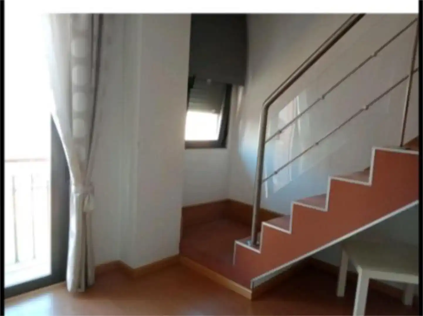 Dúplex de alquiler en Valencia de Don Juan con Parquet, Trastero y Amueblado