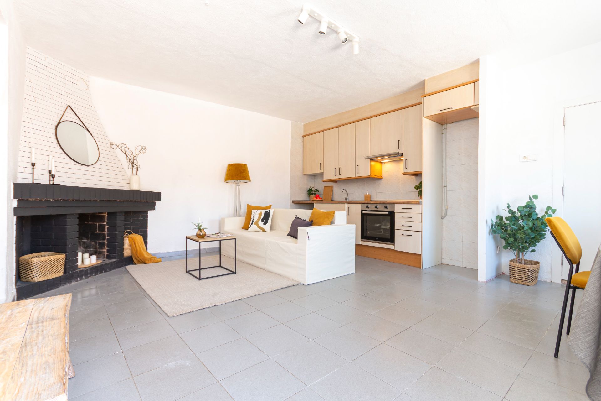 Single-family semi-detached for sale in Carrer de Corbera, Castellnou - Can Mir - Can Solà