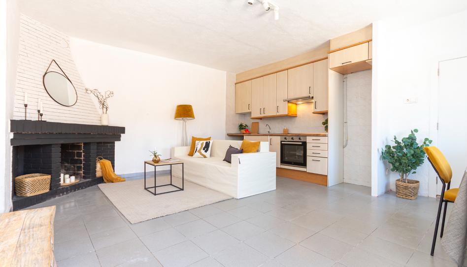 Foto 1 de Casa adosada en venta en Carrer de Corbera, Castellnou - Can Mir - Can Solà, Barcelona