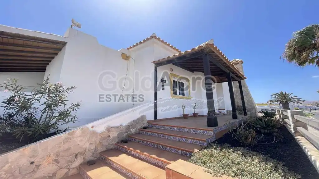 Vista exterior de Casa o xalet en venda en Antigua
