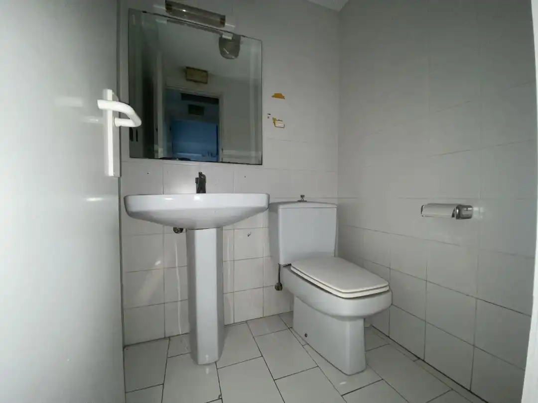 Bathroom of Commercial properties for sale in Bergara