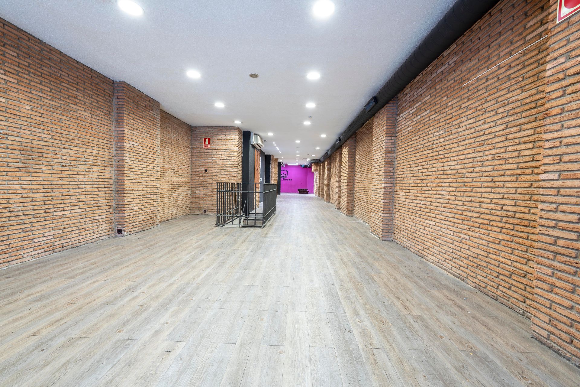 Local de lloguer en  Madrid Capital amb Aire condicionat, Calefacció i Parquet
