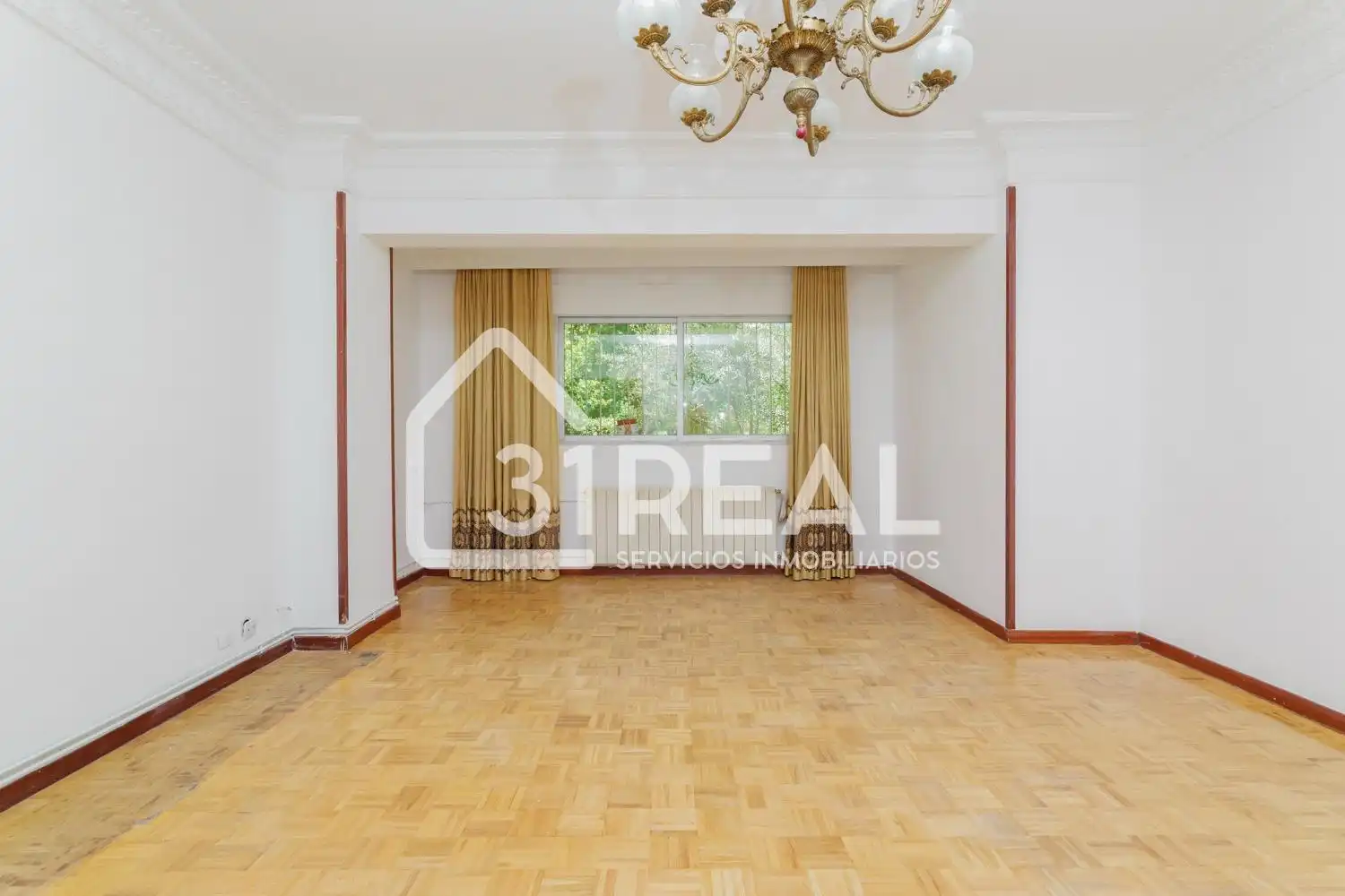 Sala de estar de Piso en venta en Madrid con Calefacción, Jardín privado y Parquet