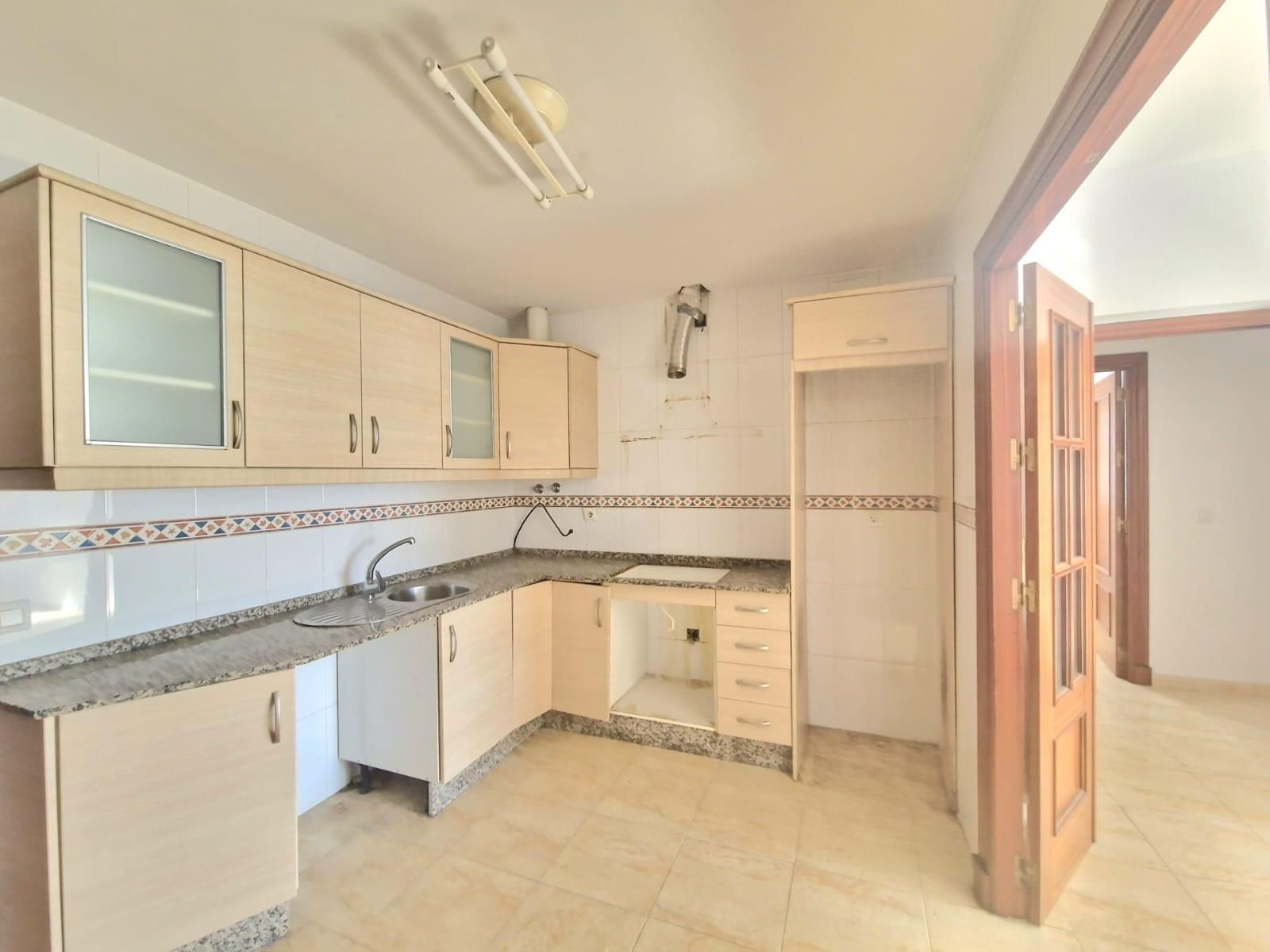 Kitchen of Flat for sale in Chiclana de la Frontera