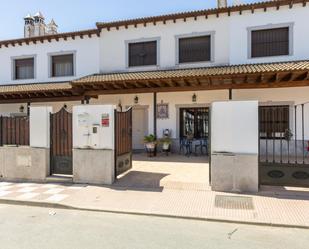 Exterior view of Single-family semi-detached for sale in Villamanrique de la Condesa  with Air Conditioner, Heating and Storage room