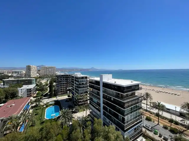 Exterior view of Attic for rent in Alicante / Alacant  with Air Conditioner, Heating and Terrace