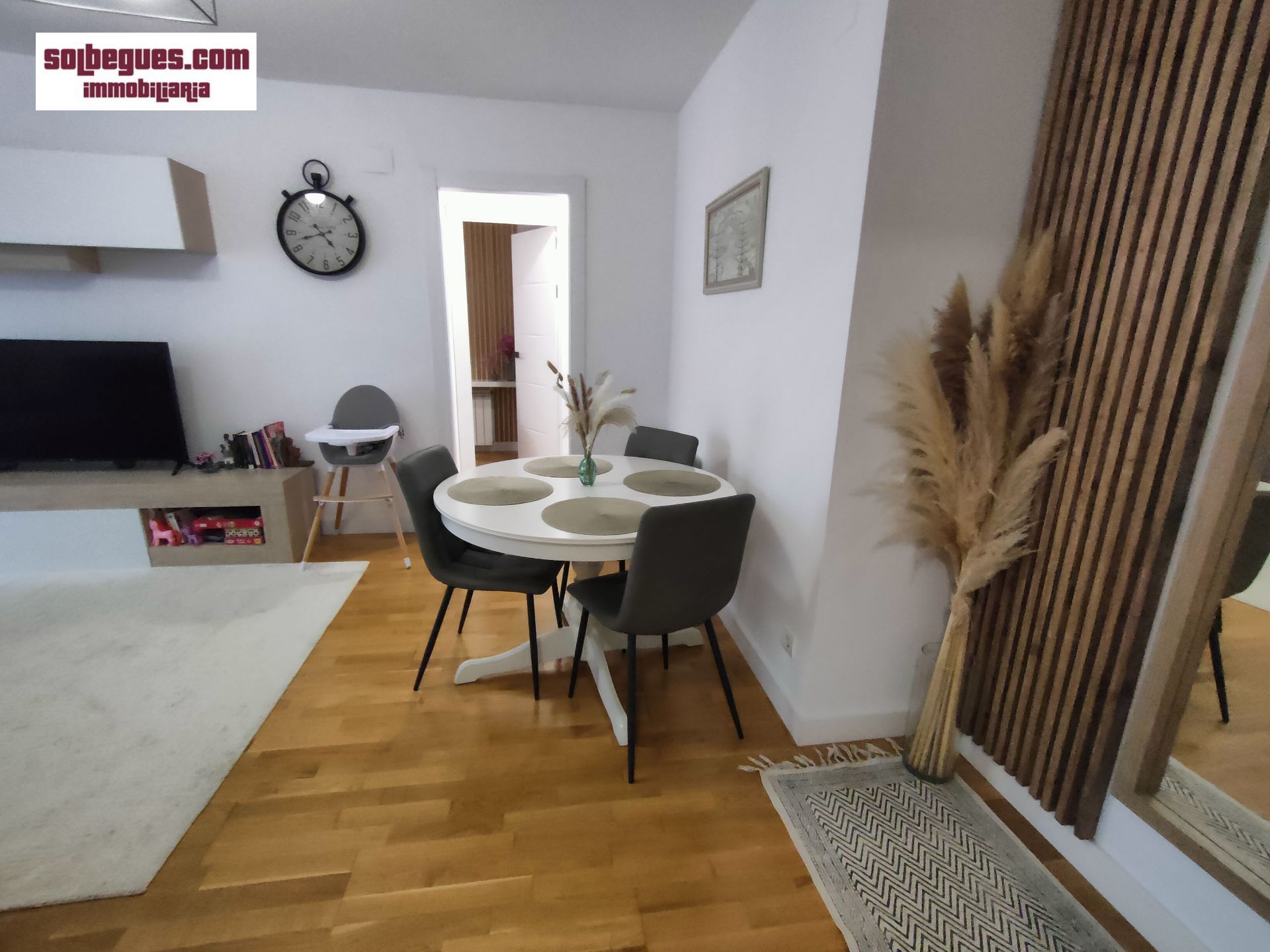 Comedor de Piso en venta en Begues con Calefacción, Trastero y Amueblado