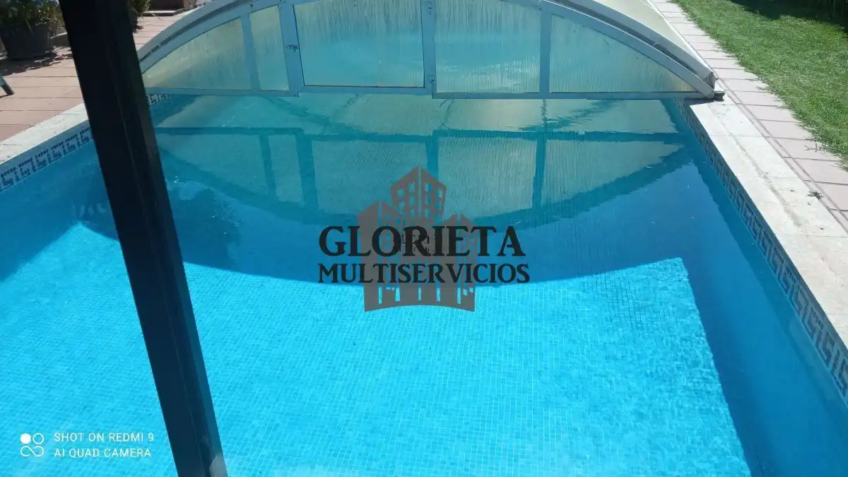 Piscina de Casa o xalet en venda en Nigrán amb Calefacció, Parquet i Terrassa