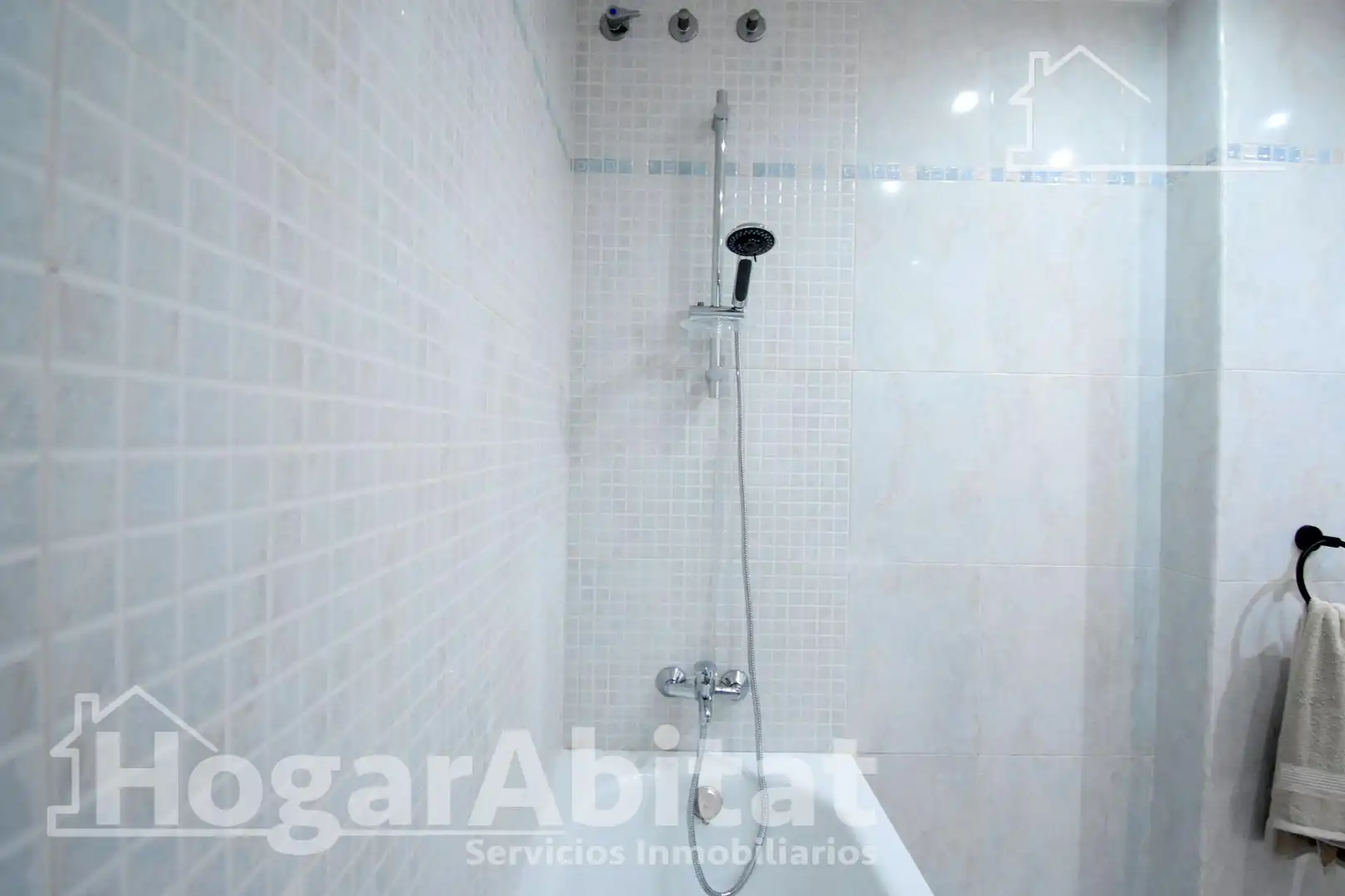 Baño de Piso en venta en Pedreguer con Calefacción, Terraza y Amueblado
