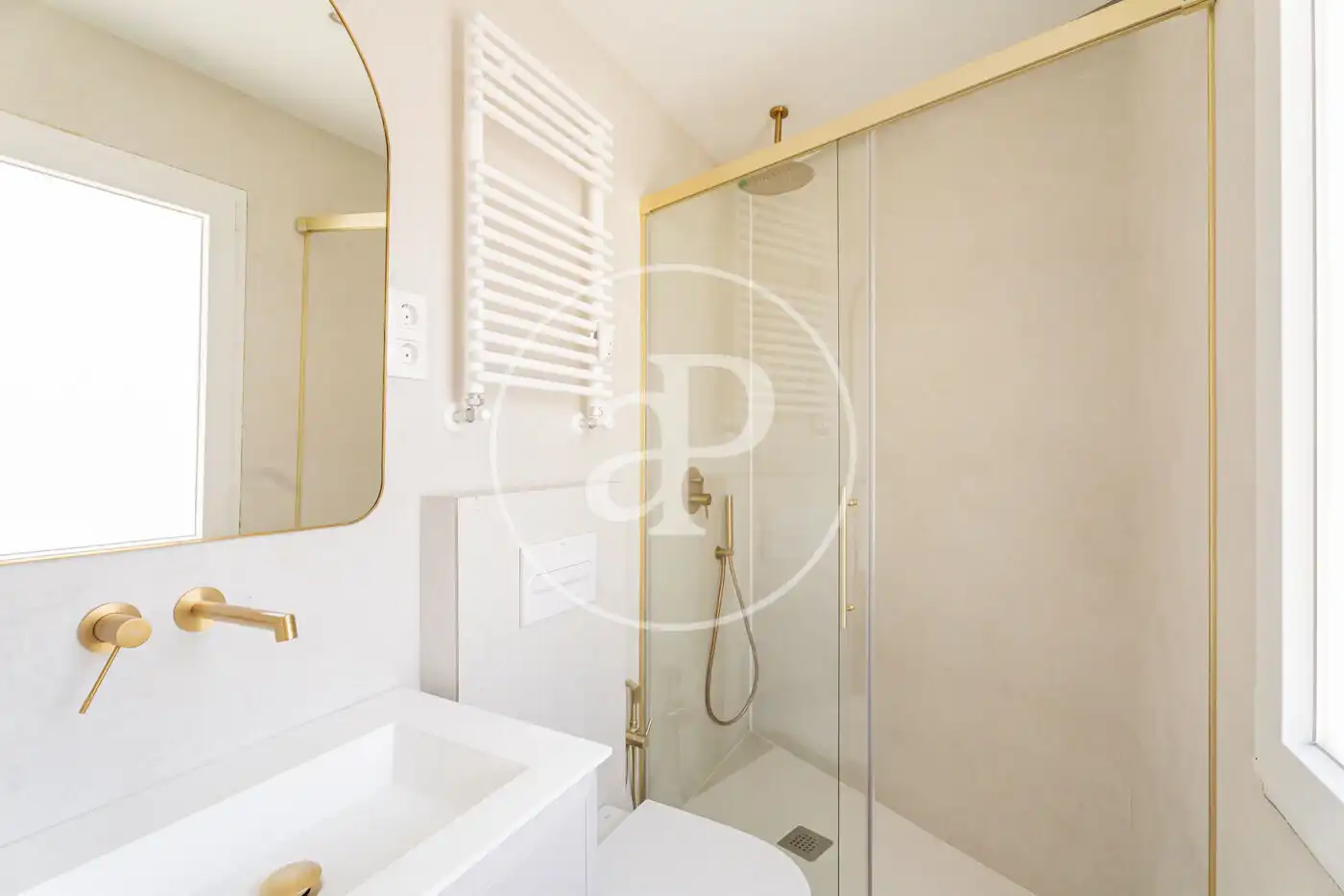 Bathroom of Attic for sale in Madrid  with Air Conditioner, Heating and Terrace