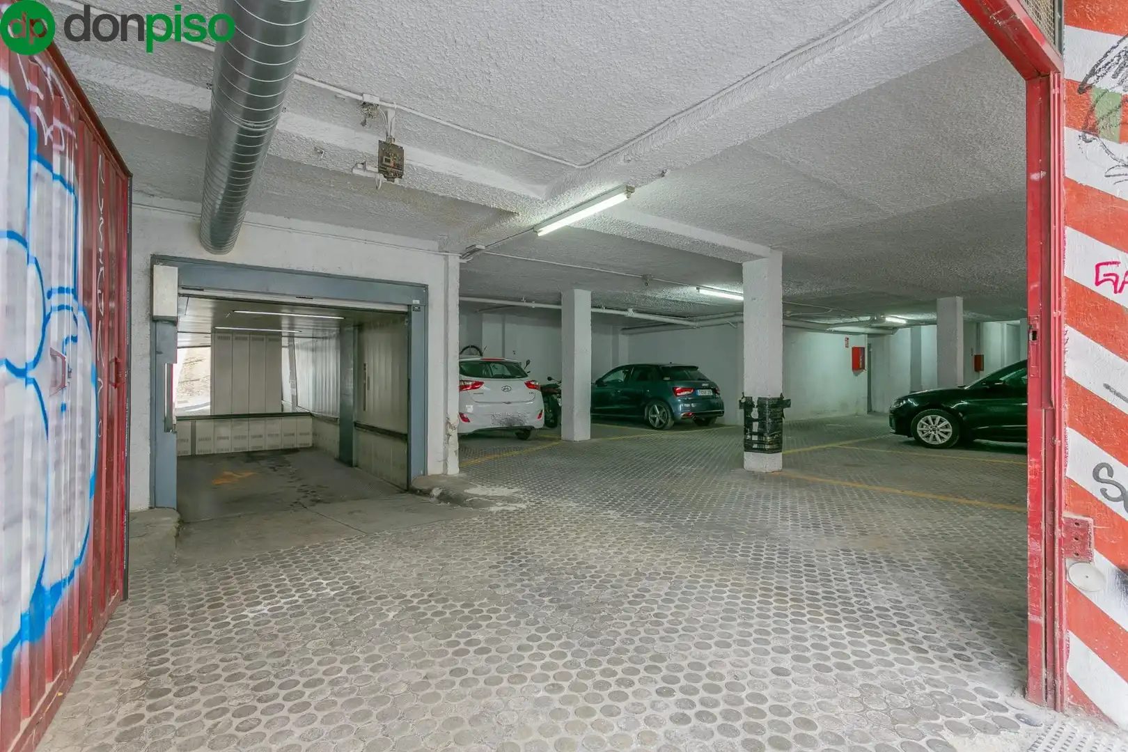 Parking de Trastero en venta en Granada