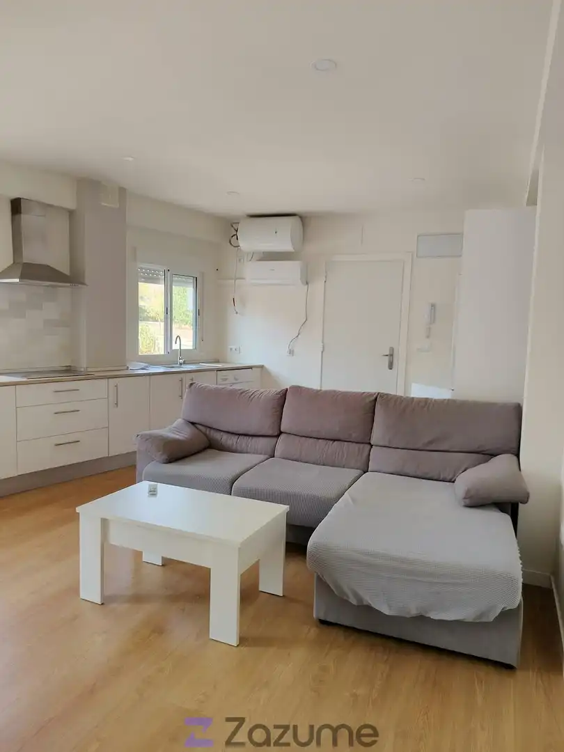 Wohnzimmer von Wohnung zur Miete in Sevilla mit Klimaanlage, Heizung und Möbliert