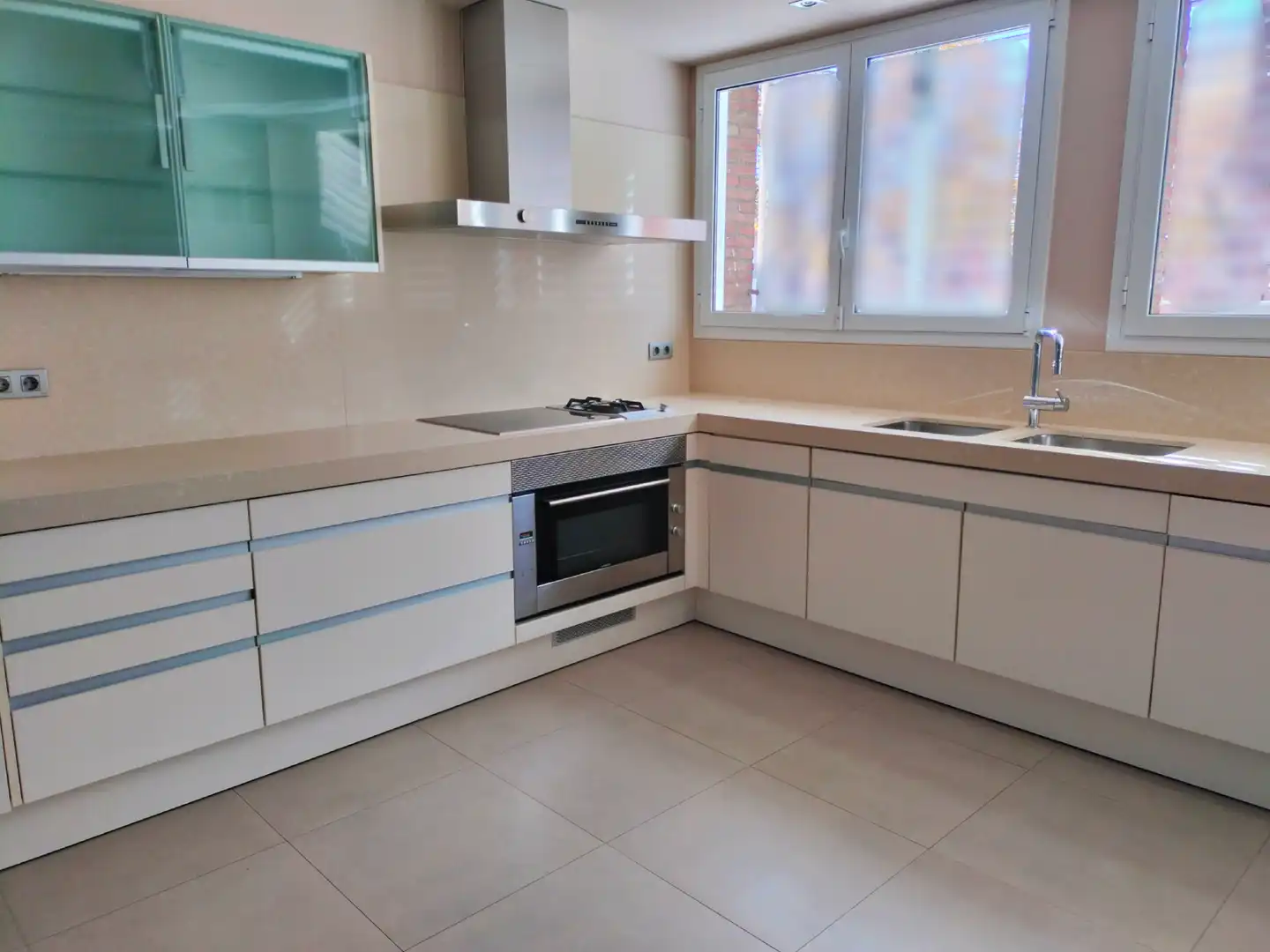 Casa a schiera con terrazza in vendita a Carrer de l'Agricultura, imagen 7