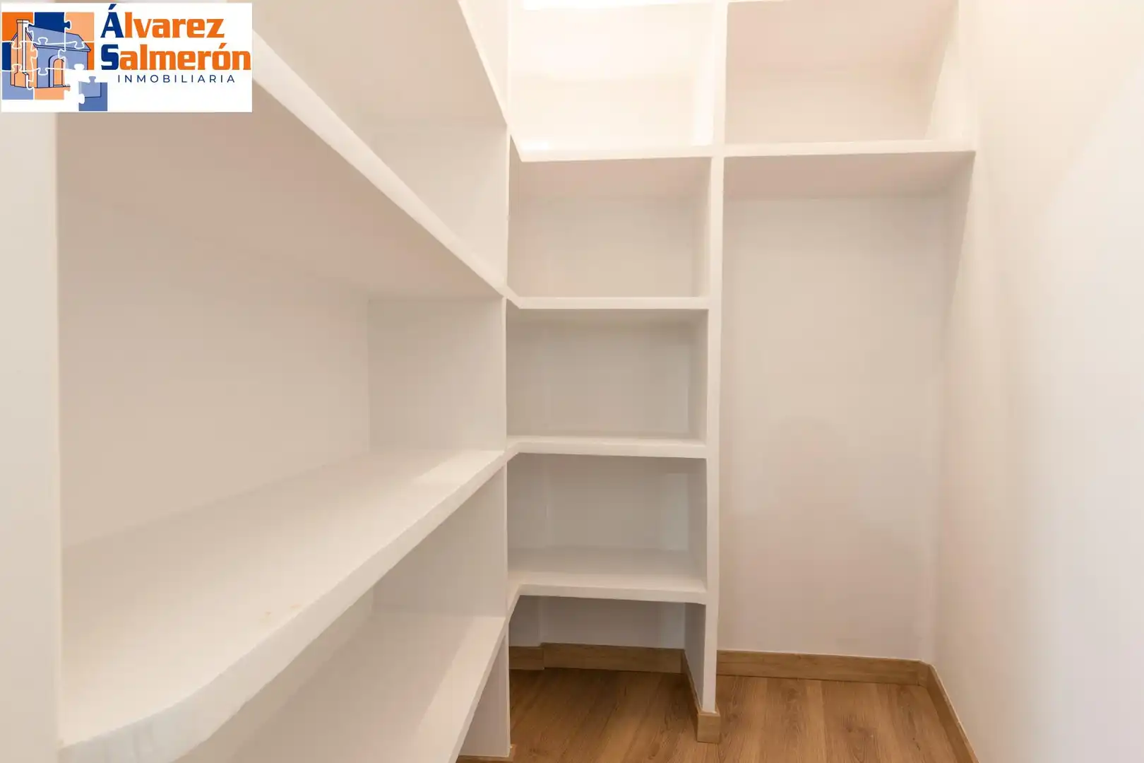 Piso con ascensor en venta en Calle PINTOR LOPEZ MEZQUITA, imagen 18