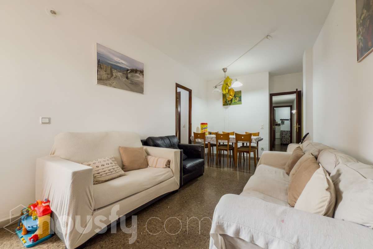 Pis en venda a Avinguda de la Mare de Déu de Montserrat, El Guinardó