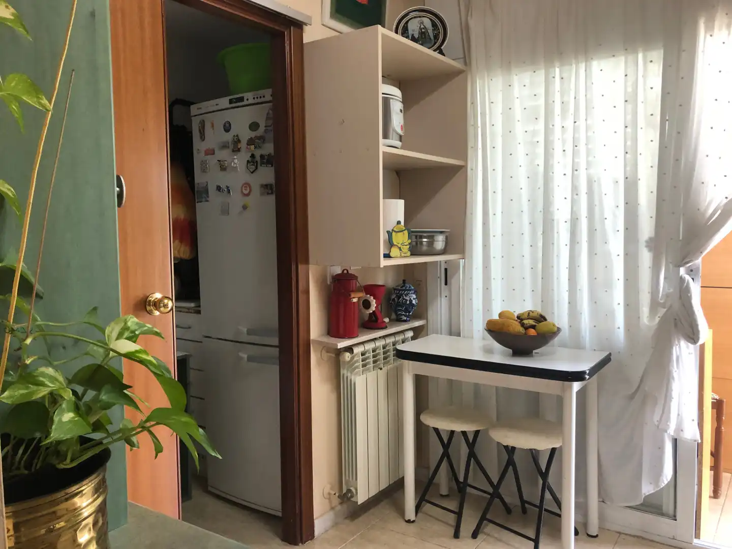 Cuina de Pis en venda en Figueres amb Aire condicionat, Calefacció i Moblat