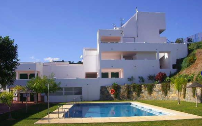 Exterior view of Duplex for sale in Estepona