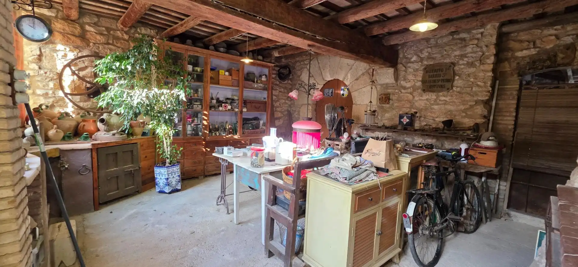 Cuina de Casa o xalet en venda en La Riera de Gaià amb Calefacció i Traster