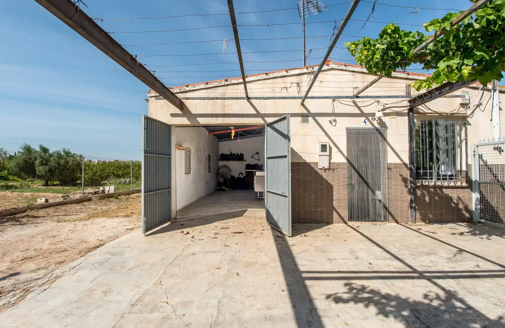 Vista exterior de Casa o xalet en venda en Cehegín amb Piscina i Moblat