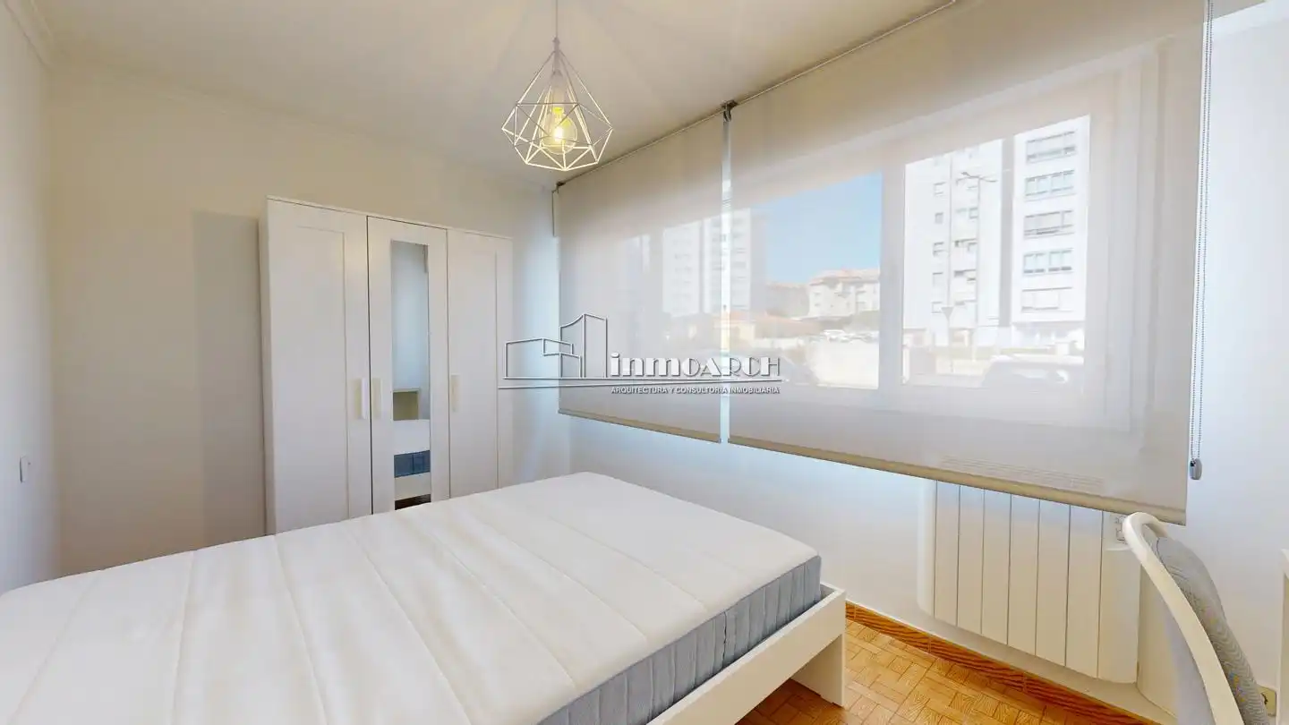 Habitación de Piso de alquiler en A Coruña Capital  con Calefacción y Amueblado