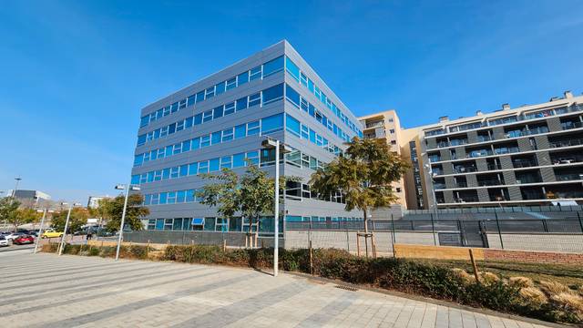 Oficina en Alquiler en Les Planes