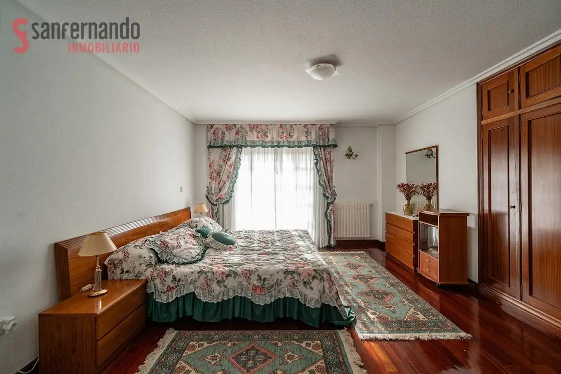 Habitación de Casa o chalet en venta en Penagos con Calefacción, Jardín privado y Parquet