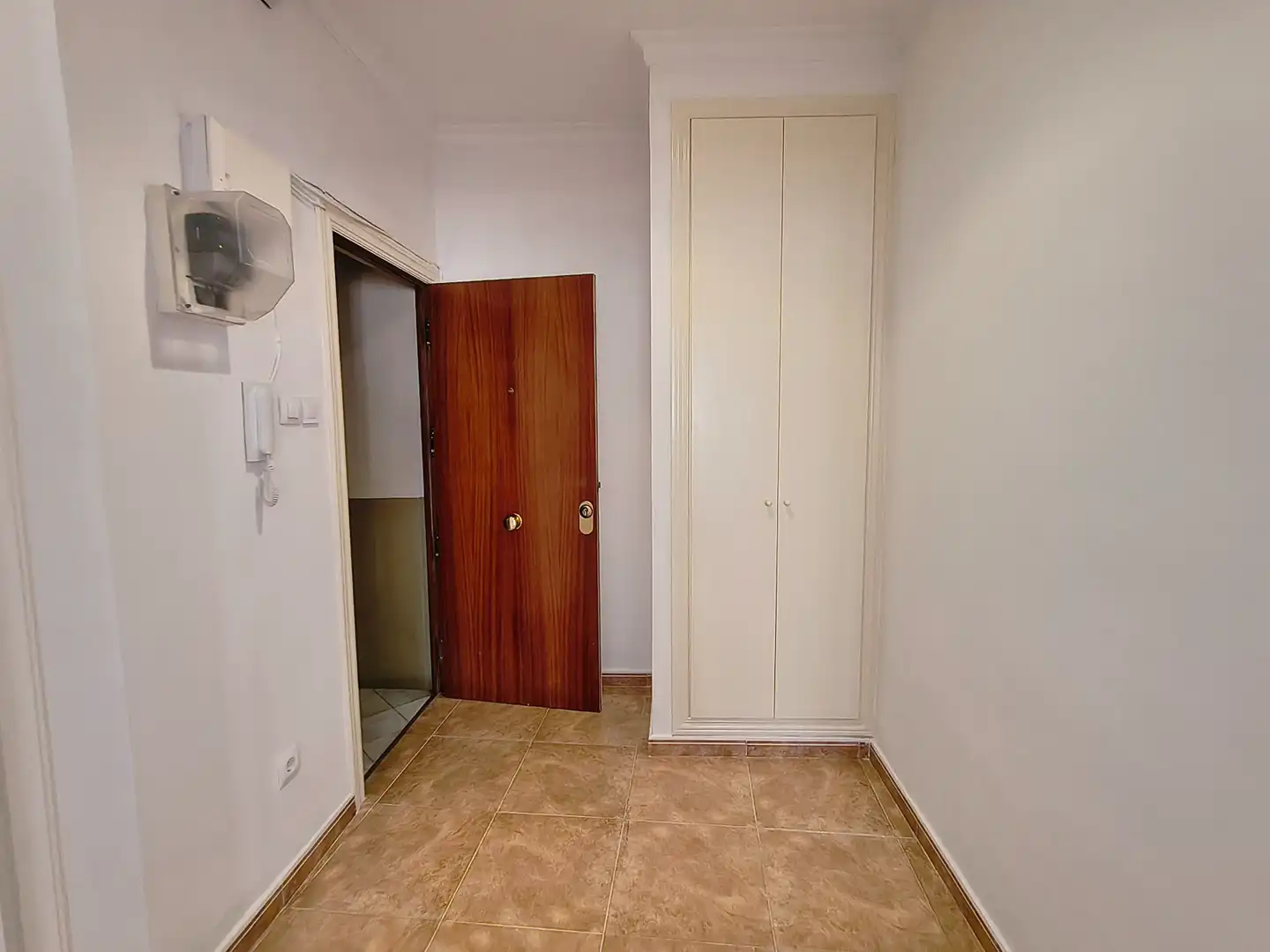 Piso de alquiler en Alicante / Alacant con Calefacción