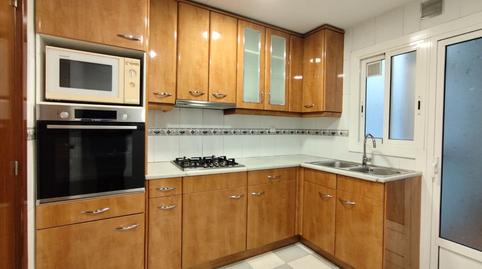 Foto 3 de Pis en venda a Carrer de la Independència, Bufalà, Badalona