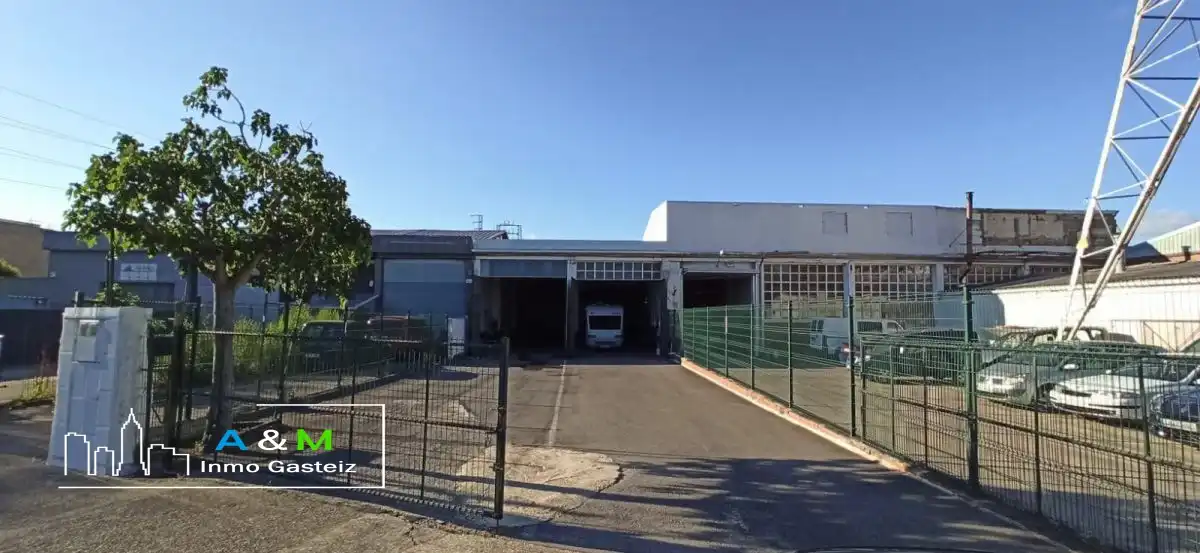 Nave industrielle à vendre à Betoño