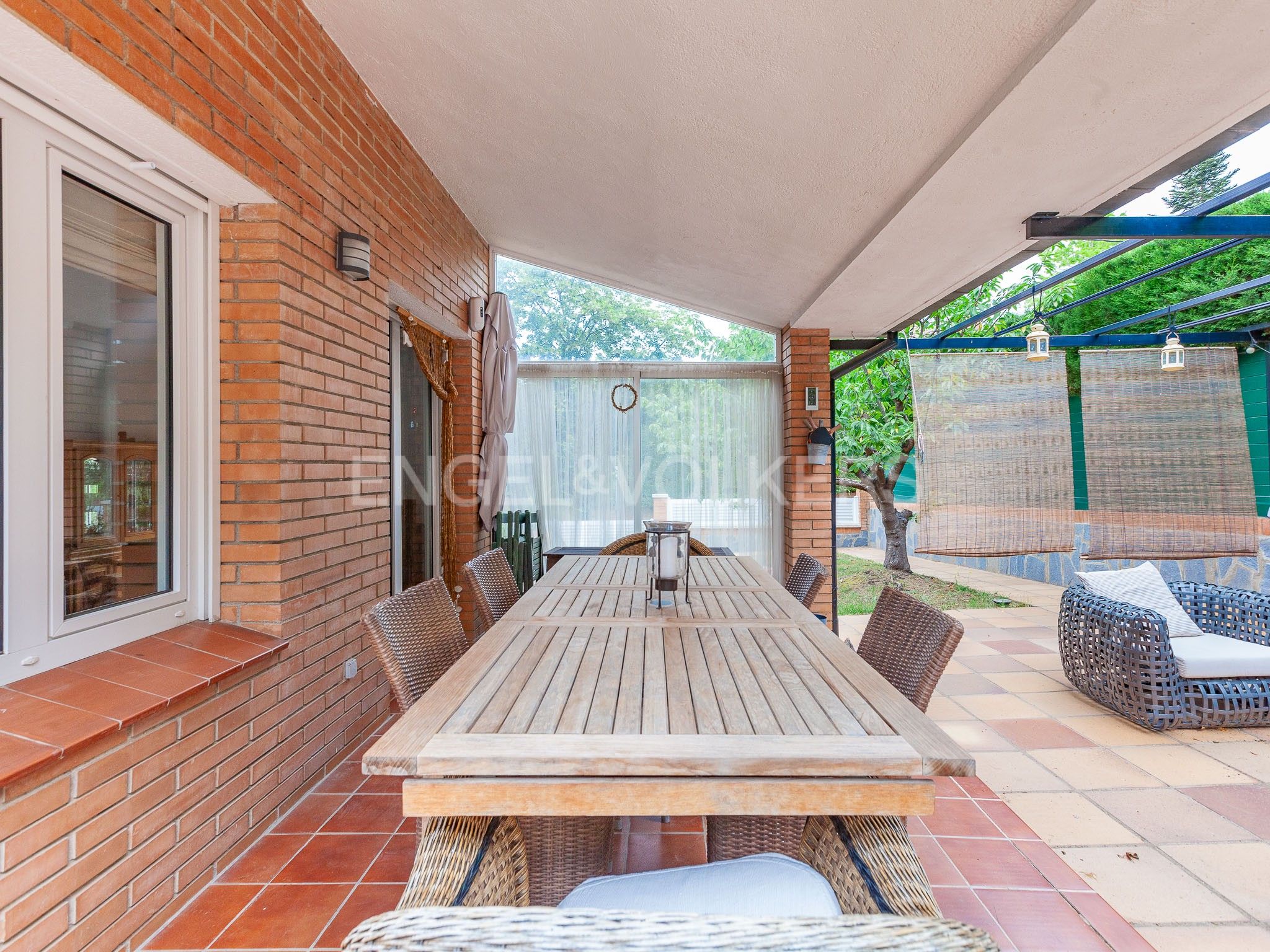 Terrassa de Casa o xalet en venda en Sant Cugat del Vallès amb Aire condicionat, Calefacció i Jardí privat