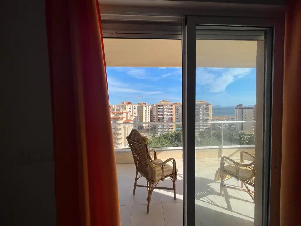 Terrassa de Apartament en venda en La Manga del Mar Menor amb Terrassa, Piscina i Balcó