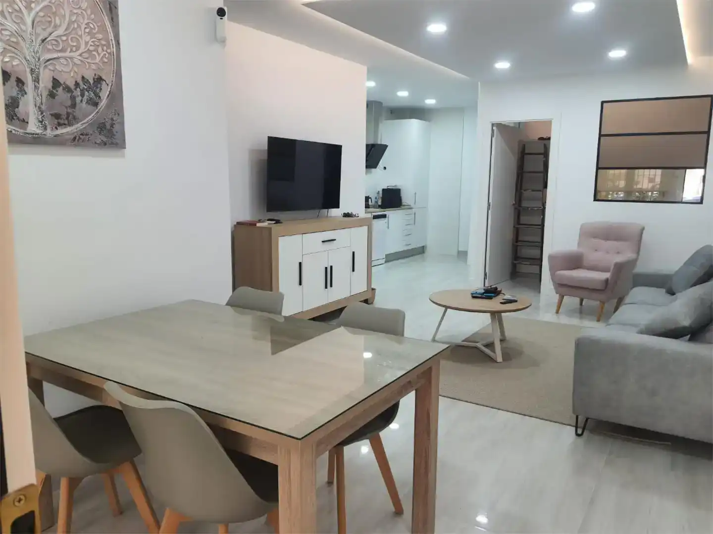 Wohnzimmer von Erdgeschoss zur Miete in La Antilla mit Möbliert