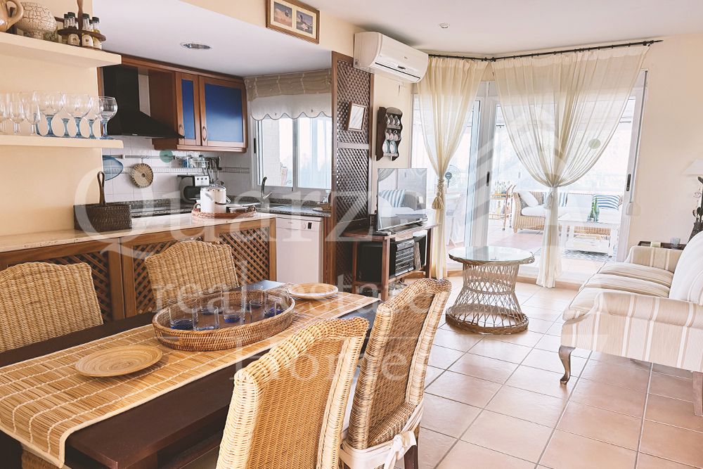 Kitchen of Flat for sale in Oliva  with Heating, Terrace and Storage room