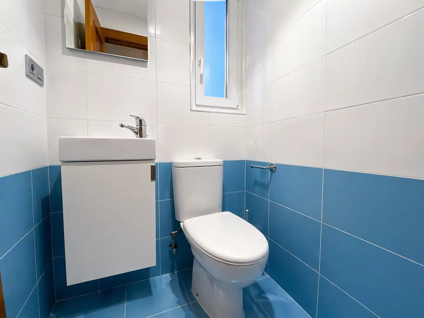 Baño de Piso en venta en Palencia con Calefacción y Amueblado