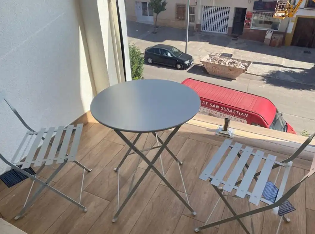 Terraza de Piso de alquiler en Alcázar de San Juan con Amueblado, Balcón y Piscina comunitaria