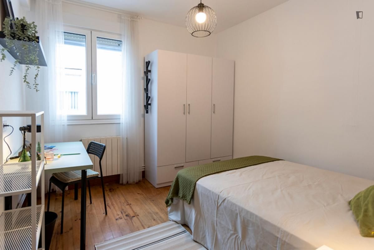 Apartament per a compartir a Santutxu - Basarrate