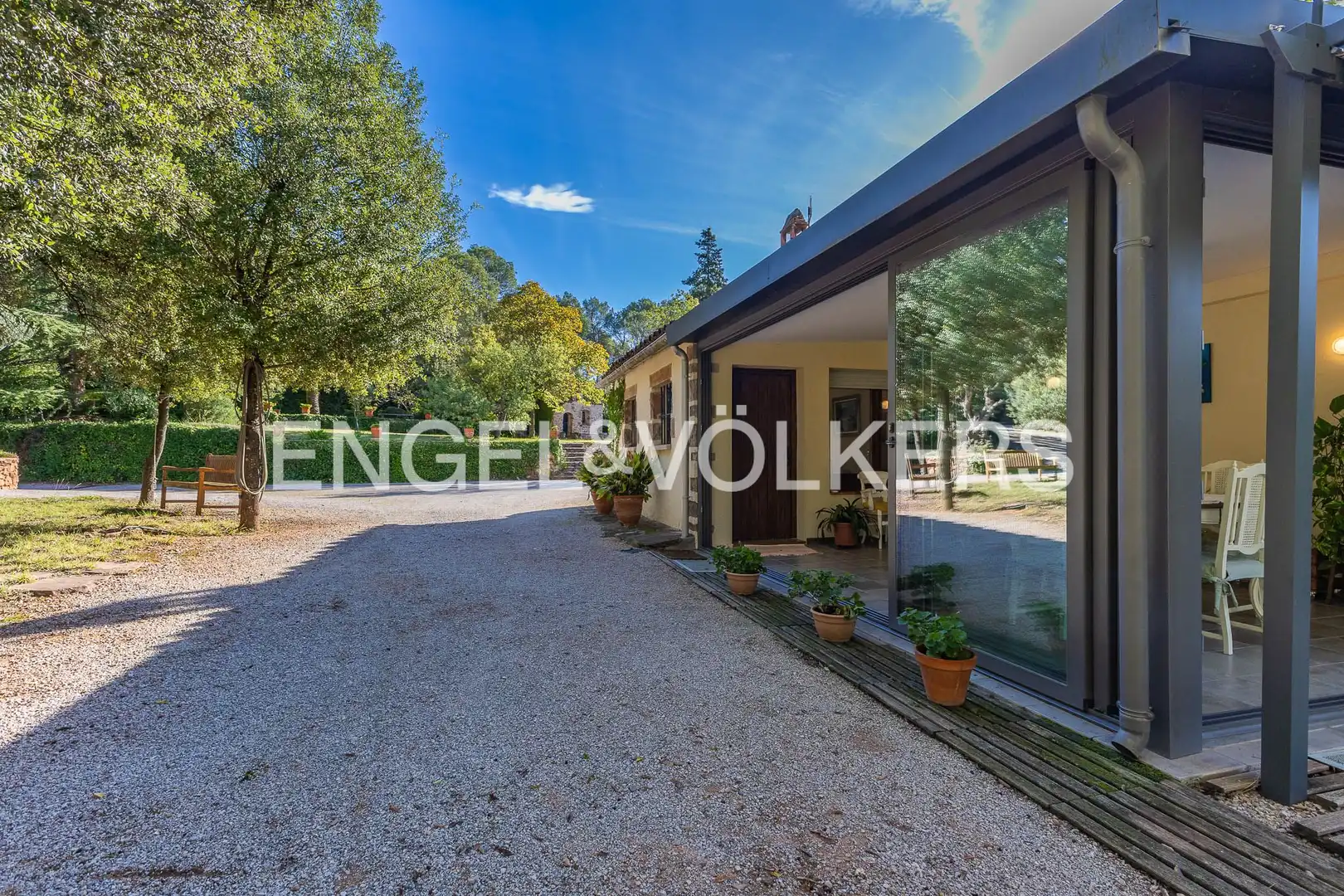 Vista exterior de Finca rústica en venda en Bigues i Riells del Fai amb Calefacció, Jardí privat i Terrassa