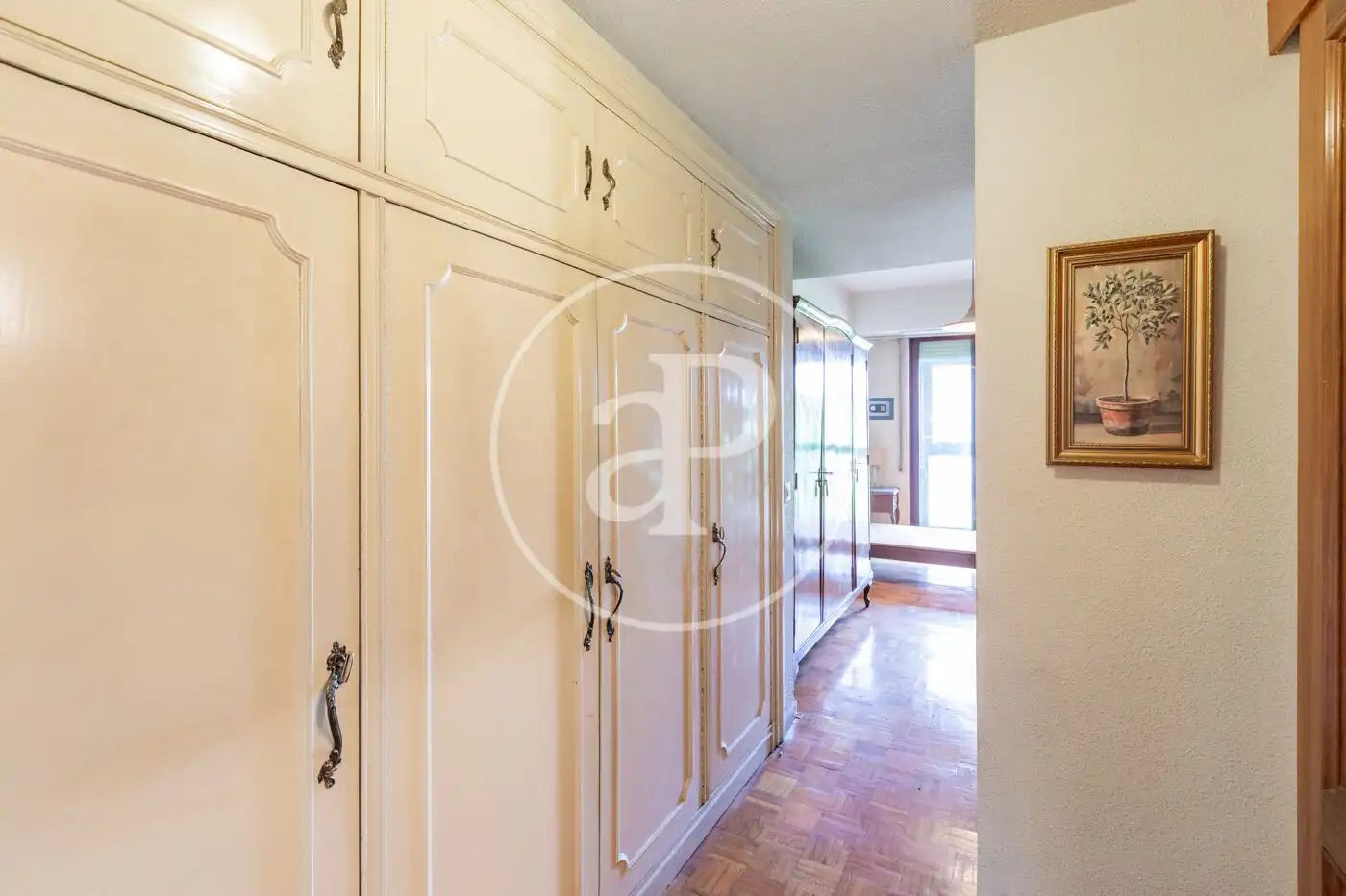 Wohnung zum Verkauf in Madrid mit Klimaanlage, Heizung und Privatgarten