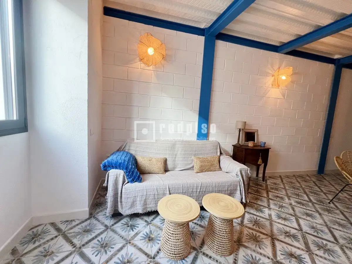 Wohnzimmer von Gebäude zum Verkauf in Rincón de la Victoria