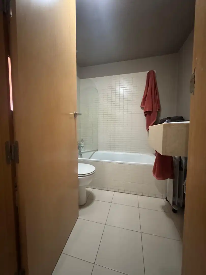 Bany de Apartament de lloguer en Camas amb Aire condicionat i Moblat