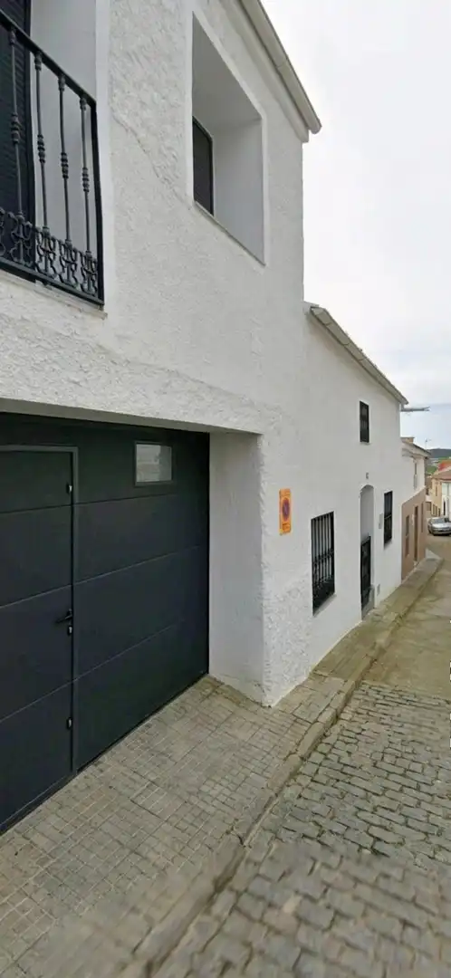 Parking de Casa adosada en venta en Zalamea de la Serena con Aire acondicionado, Calefacción y Terraza